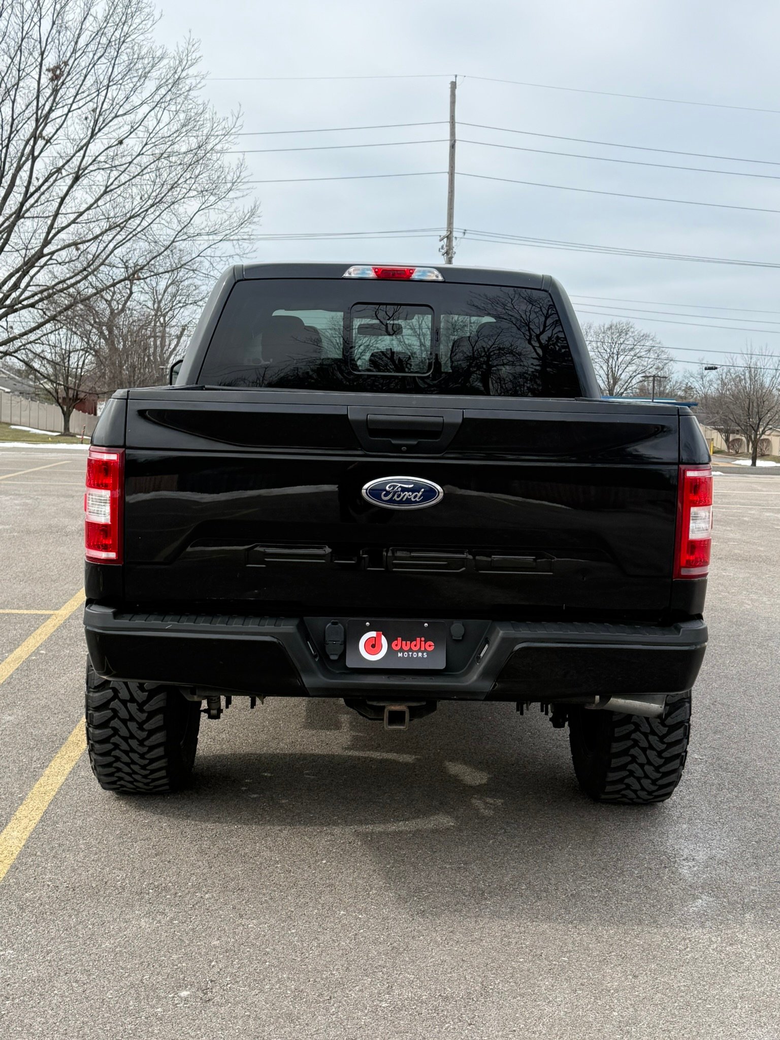 
								2019 Ford F-150 Crew Cab 5.0 V8 4×4 full									