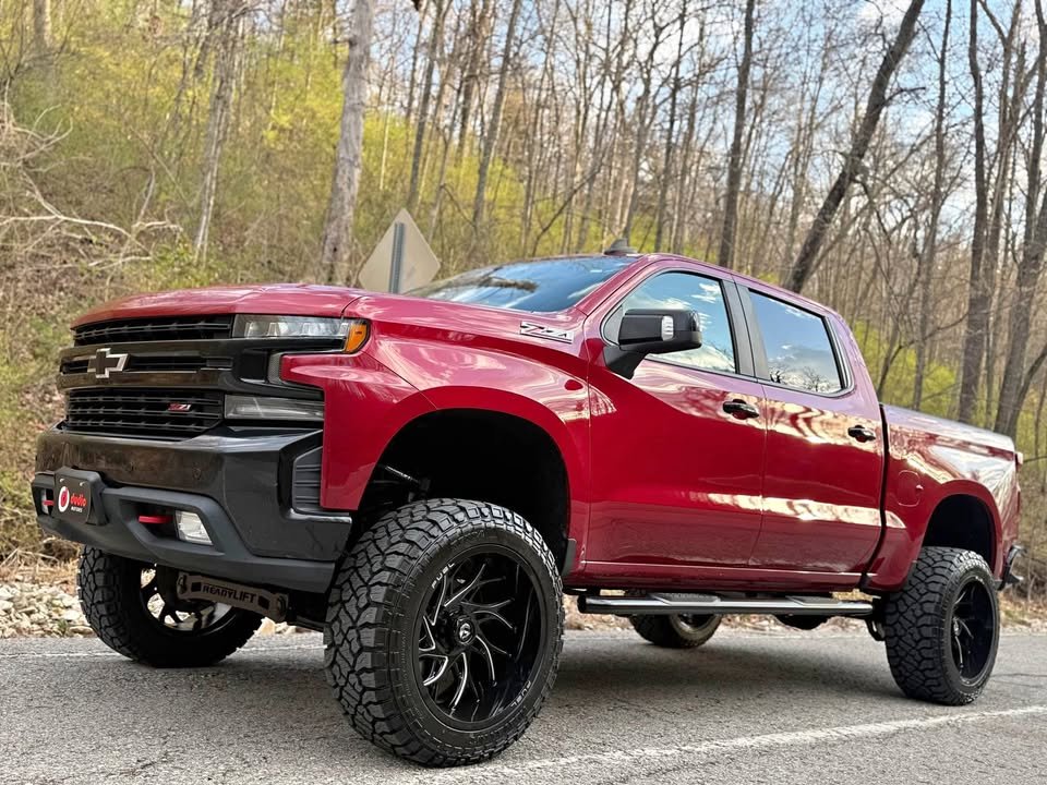 
								2020 Chevy Silverado Trail Boss 5.3 v8 4×4 full									