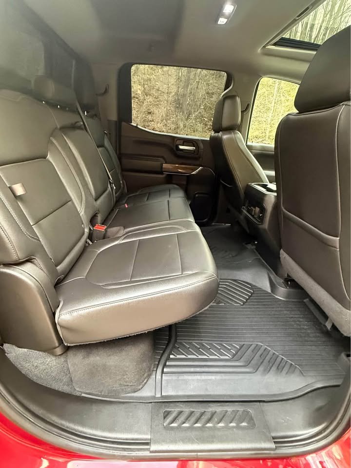 
								2020 Chevy Silverado Trail Boss 5.3 v8 4×4 full									