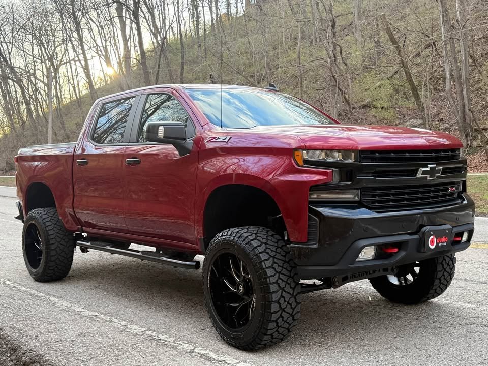 
								2020 Chevy Silverado Trail Boss 5.3 v8 4×4 full									