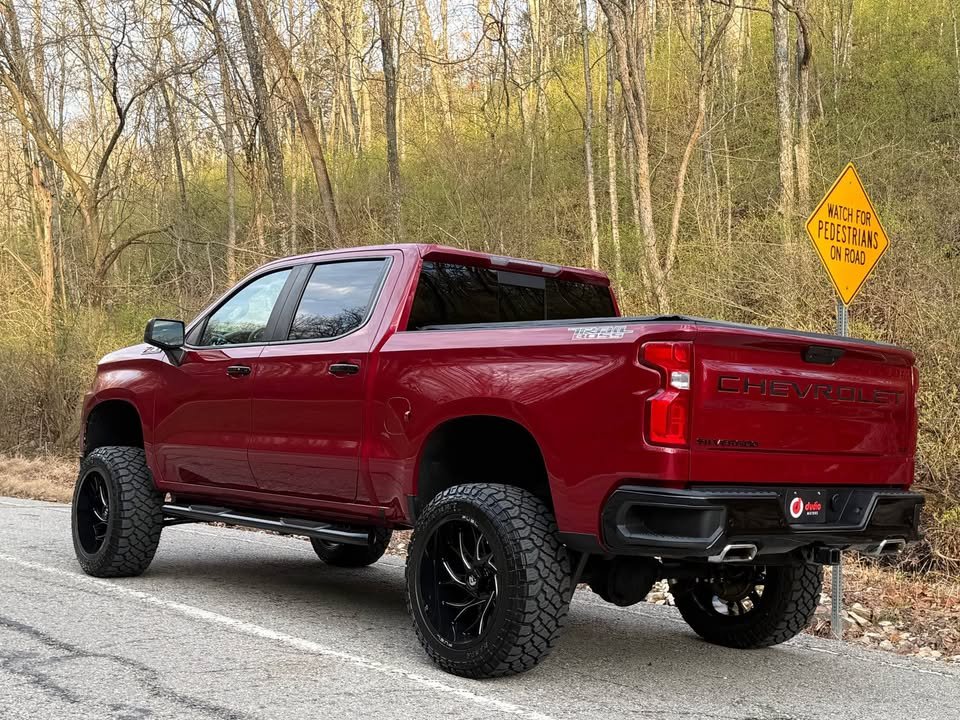 
								2020 Chevy Silverado Trail Boss 5.3 v8 4×4 full									