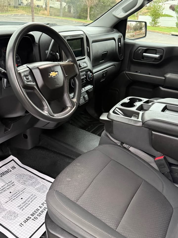 
								2019 Chevy Silverado Crew Cab 5.3 v8 4×4 full									