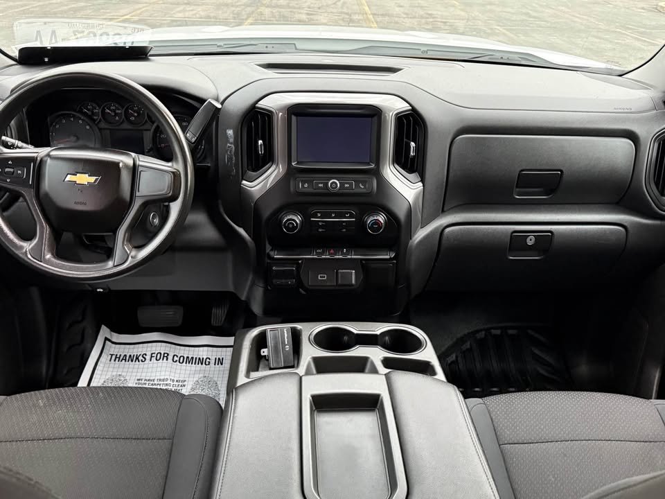 
								2019 Chevy Silverado Crew Cab 5.3 v8 4×4 full									