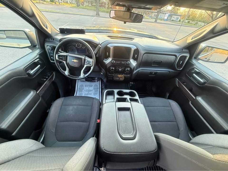 
								2019 Chevrolet Silverado Crew Cab 4×4 5.3 v8 full									