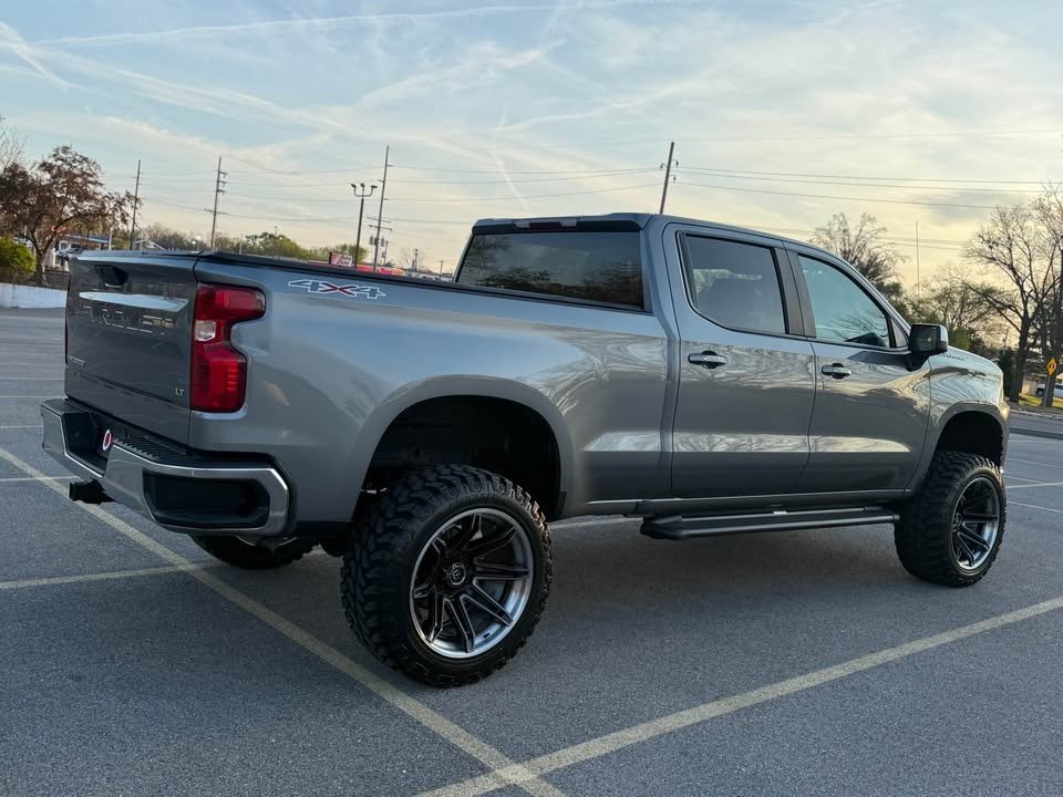 
								2019 Chevrolet Silverado Crew Cab 4×4 5.3 v8 full									