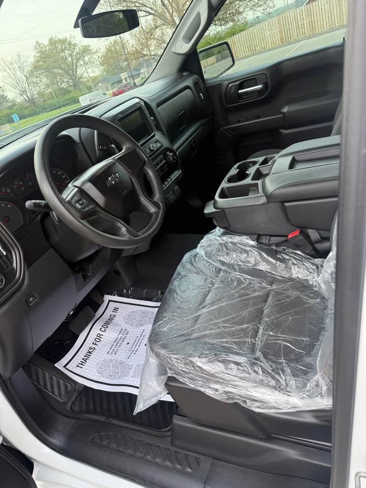 
								2019 Chevy Silverado Trail Boss 5.3 v8 4×4 Crew Cab full									