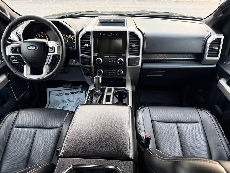 
								2018 Ford F150 Super Crew Cab Lariat Pickup full									