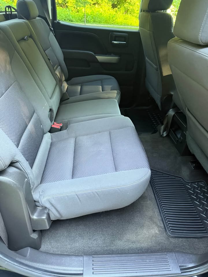 
								2018 Chevrolet Silverado 1500 crew cab LT Pickup 4D 5 3/4 ft full									