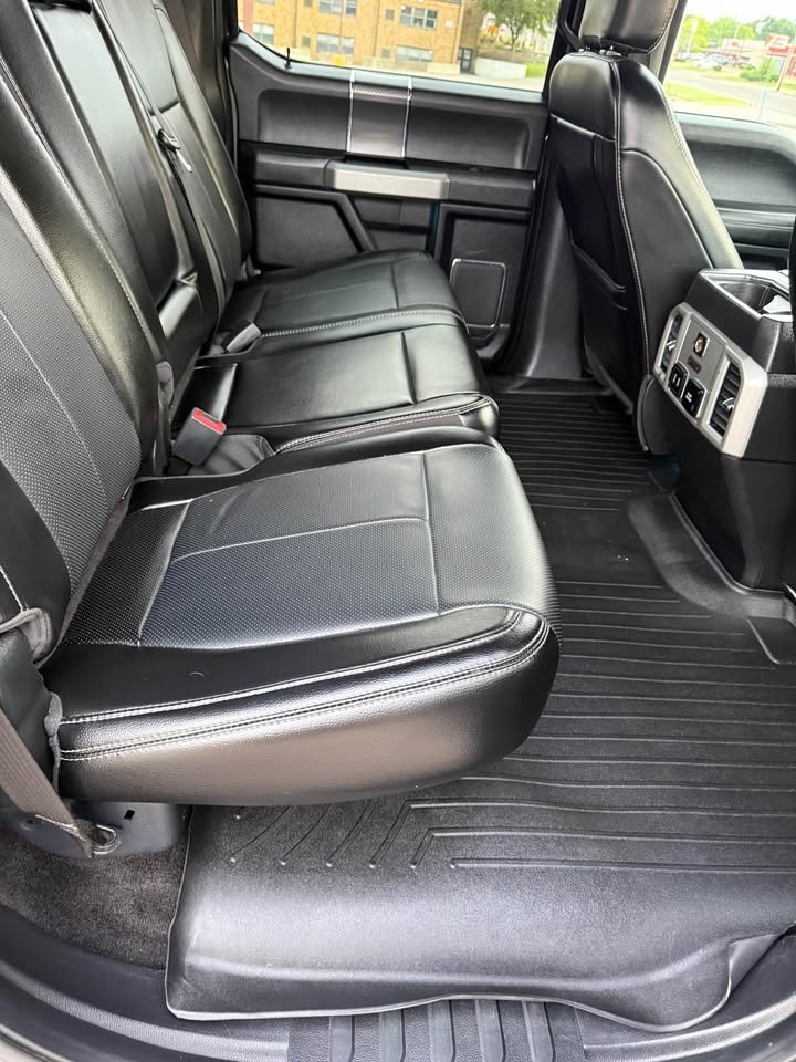 
								2018 Ford F150 Super Crew Cab Lariat Pickup full									