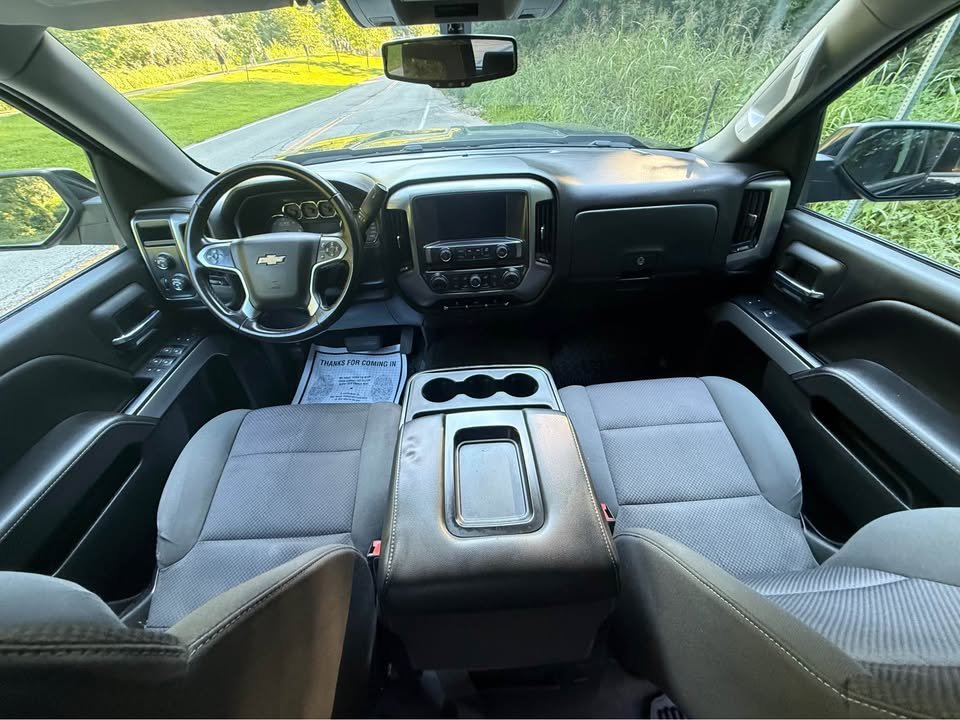
								2018 Chevrolet Silverado 1500 crew cab LT Pickup 4D 5 3/4 ft full									