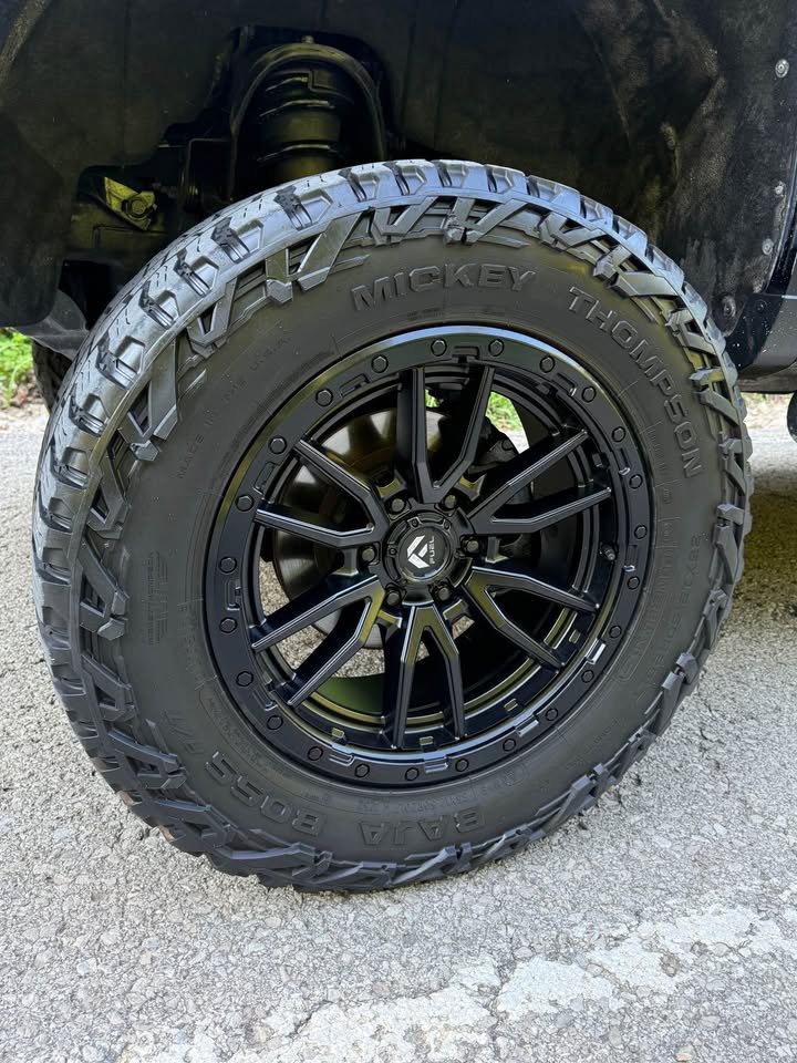 
								2018 Chevrolet Silverado 1500 crew cab LT Pickup 4D 5 3/4 ft full									