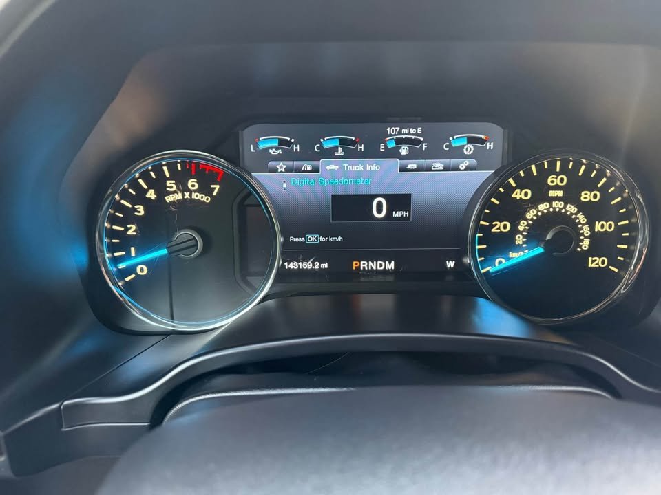 
								2018 Ford F150 Super Crew Cab Lariat Pickup full									