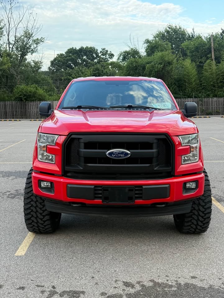 
								2017 Ford f150 supercrew cab XL Pickup 4D 5 1/2 ft full									