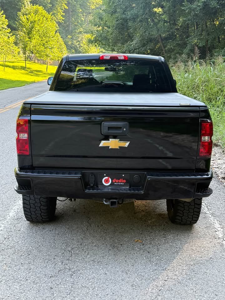 
								2018 Chevrolet Silverado 1500 crew cab LT Pickup 4D 5 3/4 ft full									