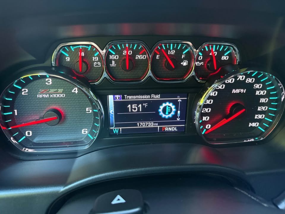 
								2018 Chevrolet Silverado 1500 crew cab LT Pickup 4D 5 3/4 ft full									