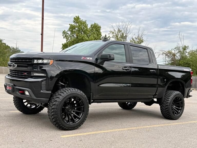 2019 Chevrolet Silverado 1500 crew cab LT Trail Boss Pickup