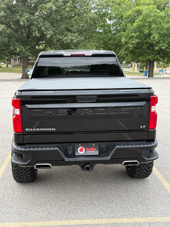 
								2019 Chevrolet Silverado 1500 crew cab LT Trail Boss Pickup full									